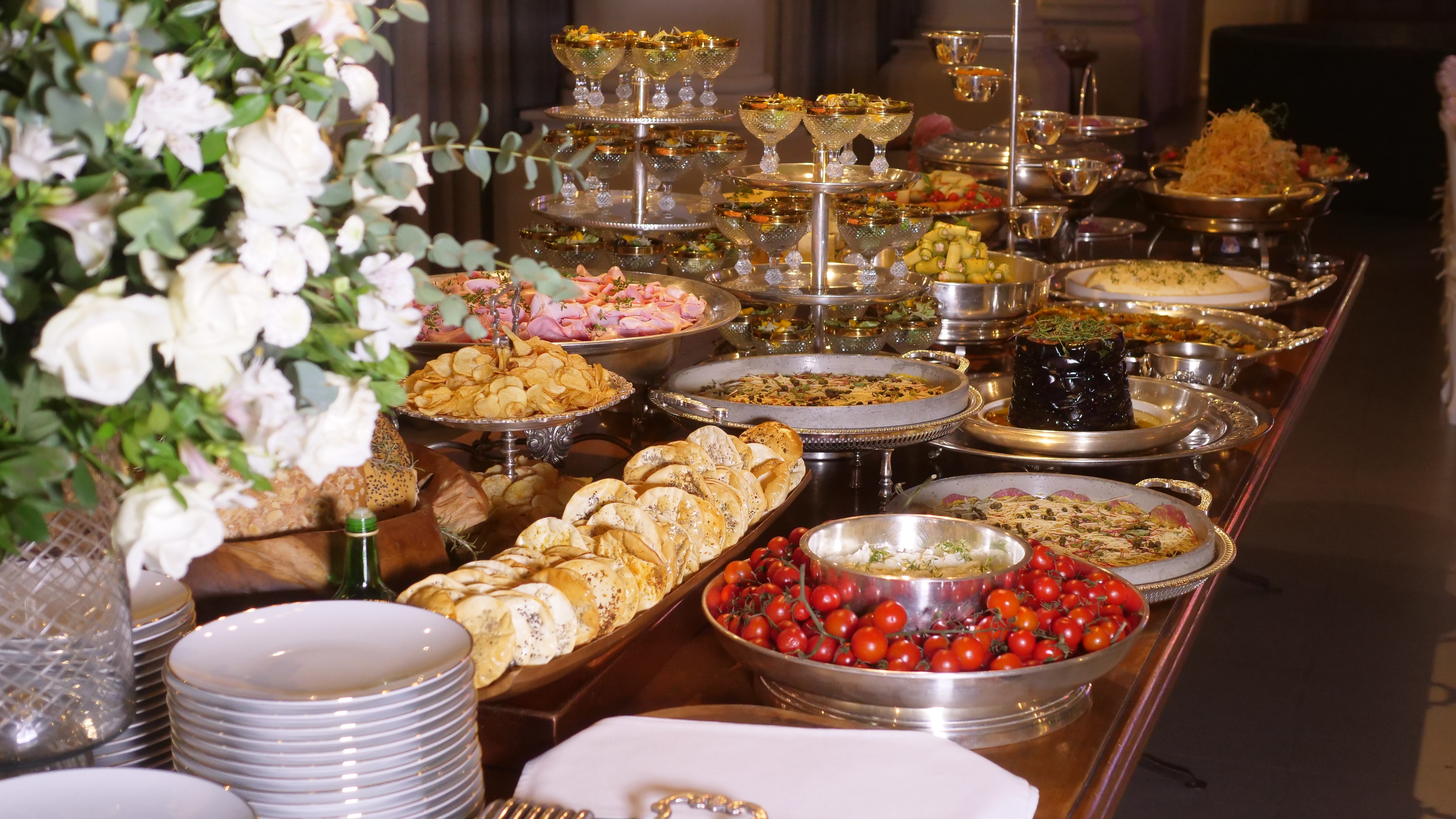 Buffet Felix Petrolli