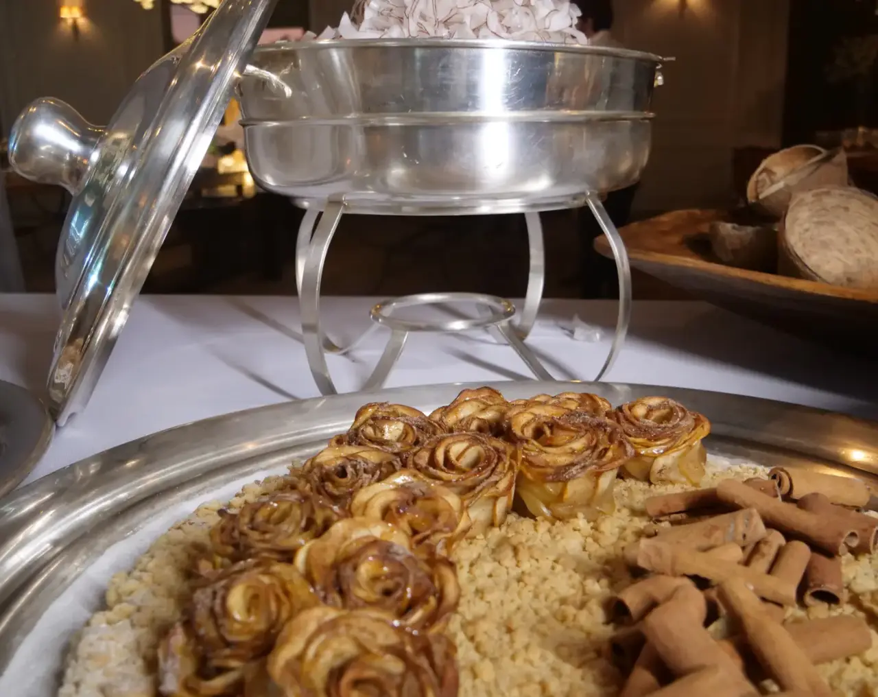 Mesa de casamento posta pelo Buffet Felix Petrolli